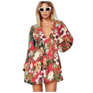 NWT Show Me Your Mumu Dakota Babydoll Dress Tea Garden Red‎ Floral Size Small